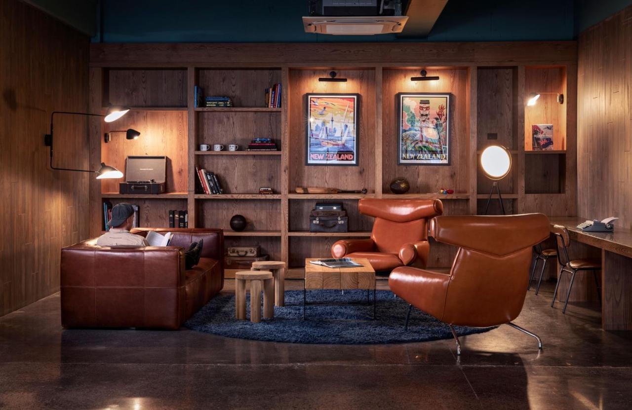 Lylo Auckland Hotel Экстерьер фото The library at the hotel