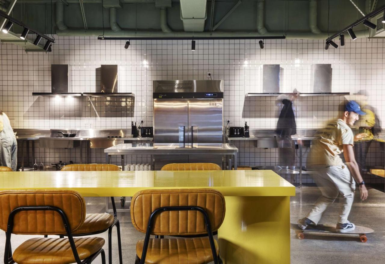 Lylo Auckland Hotel Экстерьер фото The kitchen at the headquarters of the company